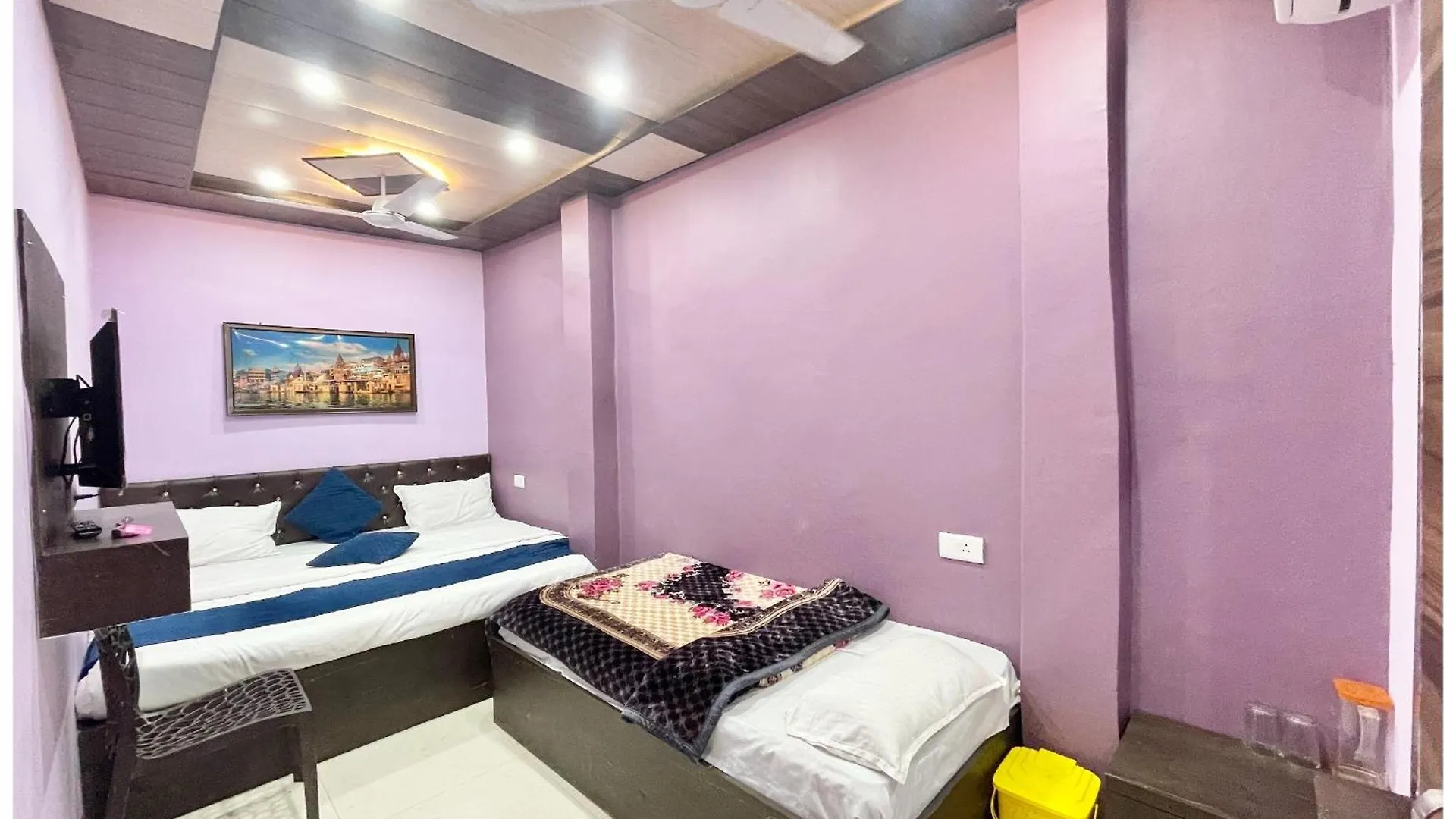 Shiv Darshan Home Stay Varanasi Hotel