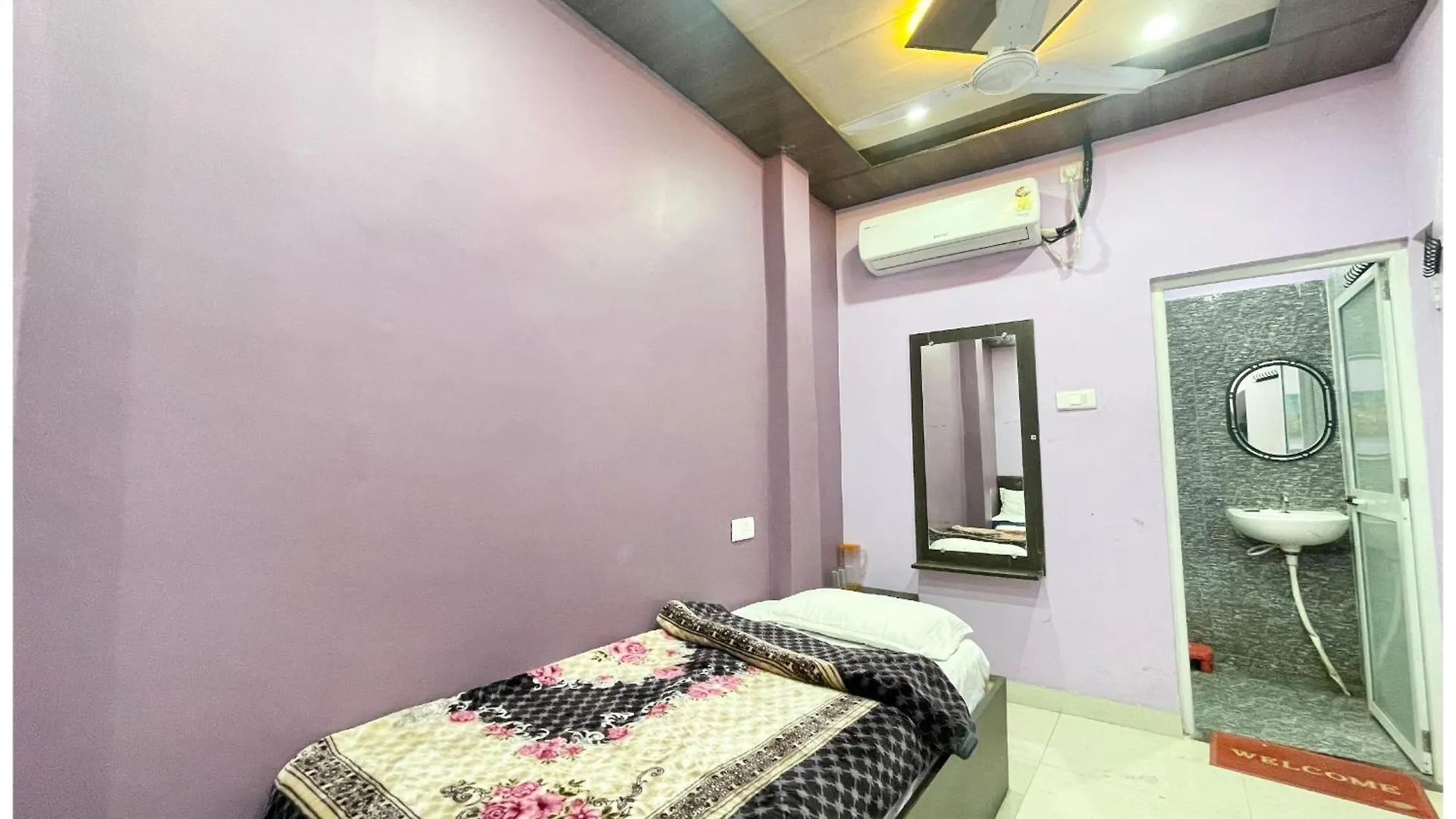 Shiv Darshan Home Stay Varanasi India