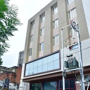 Hotel Yatharth, Varanasi